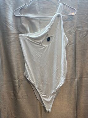 SHEIN White One-Shoulder Bodysuit